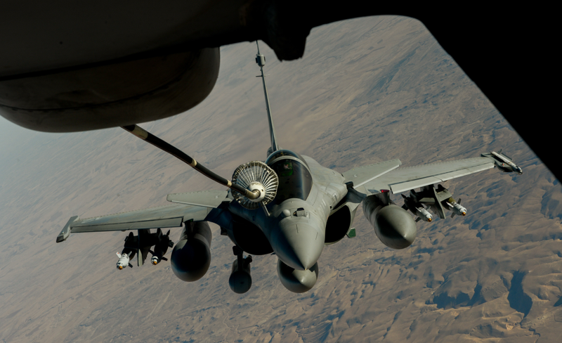 Illustration for article titled French Flyers: Rafale In Syria, Suffering From Sykes-Picot Hangover.